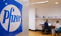Amazon и Pfizer обязались взять на работу 20 тысяч беженцев