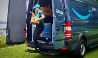 Amazon начала использовать камеры с искусственным интеллектом в автофургонах
