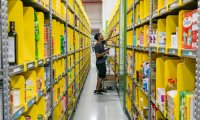 Amazon собирается открыть десять новых складов в Индии