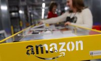 Amazon выплатит обычным работникам по $300 в качестве праздничного бонуса