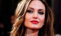 Анджелина Джоли станет режиссером драмы с участием Брэда Питта