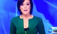 Австралийская телеведущая провела эфир в пиджаке с вырезом в форме пениса 