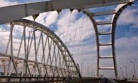 Автодорожная часть Крымского моста прошла проверку на прочность‍
