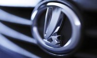 «АвтоВАЗ» улучшил прогноз производства на 2015 год