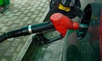 Автозаправки увеличивают расценки для корпораций