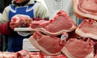 Белоруссия временно не будет поставлять свинину в РФ