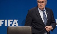 Блаттер боится, что его арестуют, если он покинет Швейцарию