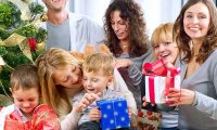 Большая часть россиян встретит Новый год дома и преподнесет скромные подарки