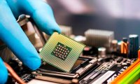 Британия планирует помочь местному производителю микрочипов, поскольку сделка с Китаем оказалась под угрозой