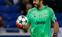 Буффон официально объявил об уходе из "Ювентуса"