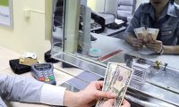 ЦБ не просил банки «прощупать» курс выше 100 рублей за $1
