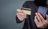 ЦБ рассказал о новом способе хищения денег с банковских карт
