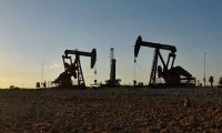 Цены на американскую нефть достигли $85 за баррель на фоне роста спроса
