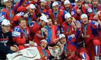 Чемпионы России по хоккею прибыли в Москву 