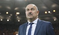 Черчесов ушел из сборной. Ему спешно ищут замену