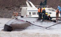 Число жертв крушения теплохода в Китае продолжает расти
