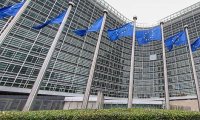 Члены Еврокомиссии должны будут отчитаться о своих связях с бизнесом