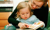 Чтение в раннем возрасте развивает интеллект ребенка