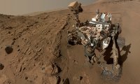 Curiosity прислал с Марса фотографии гигантского крокодила