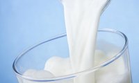 Дефицит молока на российском рынке оценен в 7 млн. тонн