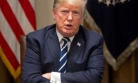 Демократы призвали Трампа не выходить из Договора о РСМД