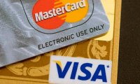 Депутаты предложили заморозить на счетах Visa и MasterСard по миллиарду евро