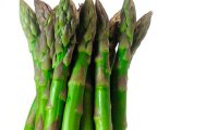 Диетологи назвали 5 веских причин, чтобы начать есть спаржу