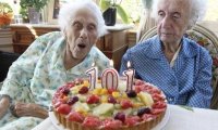 Долгожители рассказали, чем нужно питаться, чтобы дожить до 100 лет