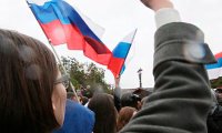 «ЕР» ограничивает «онижедетей», пугая взрослых