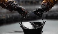 ЕС пытается достичь соглашения об эмбарго на российскую нефть, Венгрия держится твердо