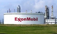 ExxonMobil анонсировал выкуп акций на $50 млрд, несмотря на критику властей США