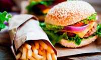 Фаст-фуда может провоцировать рак