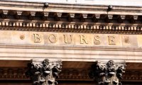Фондовая биржа Парижа открыла торги с худшего обвала котировок