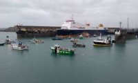 Французские рыбаки прекратили протесты у британского острова Джерси