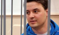 Генерал Колесников залечил затылок — получил в челюсть