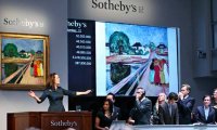 Генпрокуратура штата Нью-Йорк обвиняет Sotheby's в помощи своим клиентам уклоняться от уплаты налогов