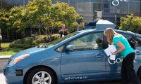 Google представил самоуправляемый автомобиль
