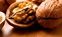 Грецкие орехи защищают от болезни Альцгеймера