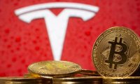 Илон Маск объявил, что теперь люди могут покупать Tesla за биткойны