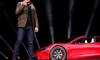 Илон Маск объявил о банкротстве Tesla