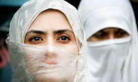 Иранки снимают хиджабы в Facebook