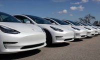 Исторический кризис Tesla: как политические амбиции Маска пошатнули империю электромобилей