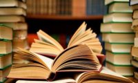 Итальянские писатели хотят вернуть в школы книги о гомосексуалистах