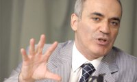 Каспаров в борьбе за кресло главы ФИДЕ стал гражданином Хорватии