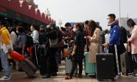 Китай может ослабить ограничения на международные поездки 