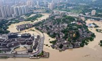 Китайский мегаполис Чунцин ожидает рекордного наводнения