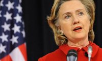 Клинтон официально вступила в президентскую гонку