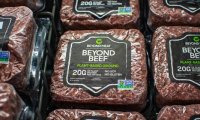 Компания Beyond Meat решила сократить штат и снизила прогноз продаж в условиях повышенной инфляции