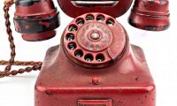Красный телефон Гитлера продан на аукционе