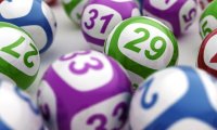 Кризис заставил россиян раскупать лотерейные билеты